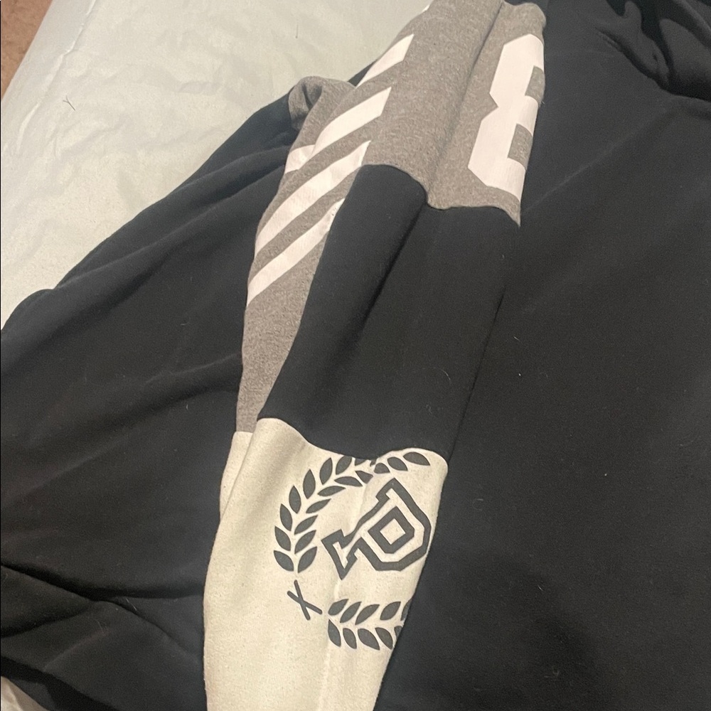 PINK Victoria's Secret Black Hoodie with White Logo - Picture 4 of 5